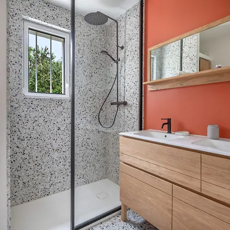 Maison Pour 8 - Piscine Chauffee - 100m De La 度假居